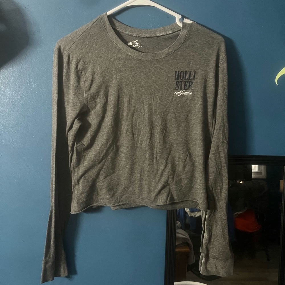 Grey Hollister Co. long sleeve crop top #croptop